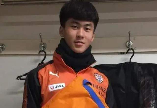 亚洲三级理论片