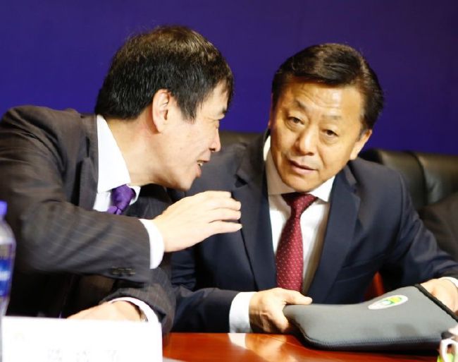 亚洲三级视频在线
